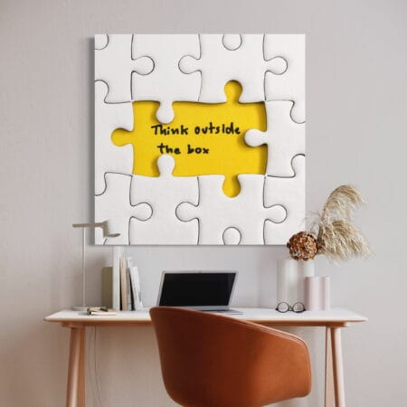 tablou canvas decorativ think outside the box