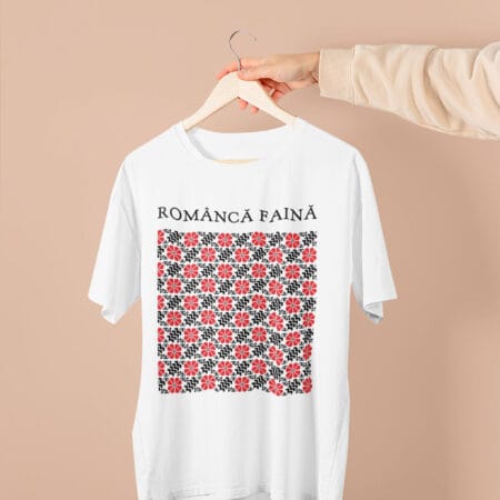 tricou personalizat femei cu mesaj — româncă faină