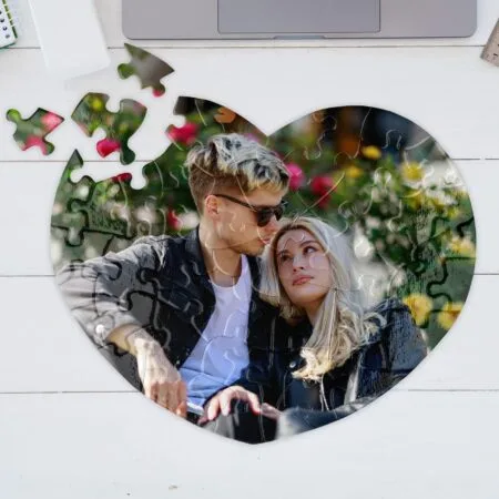 puzzle personalizat în formă de inimă