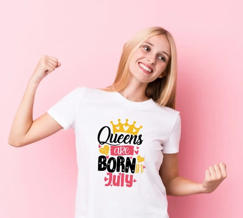 Tricou Queens are born in July