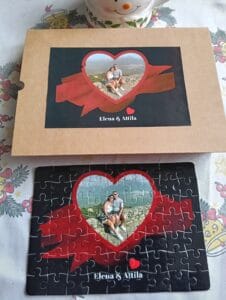 puzzle personalizat love is all you need