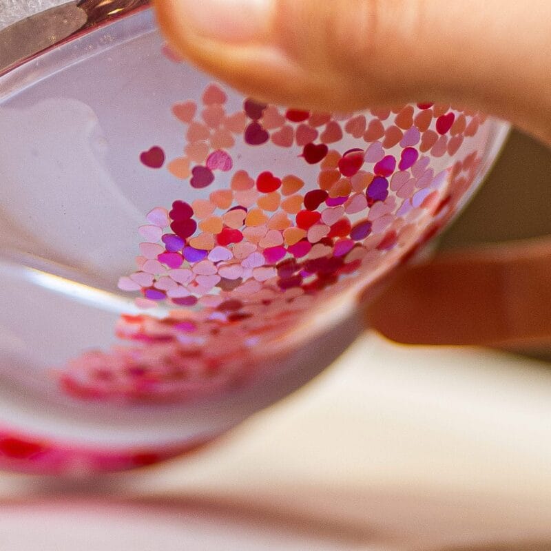 glob cu led și inimioare