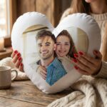pernă în formă de inimă personalizată cu fotografia voastră