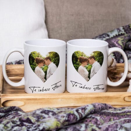 set 2 căni personalizate cu poză și nume — cadou cuplu te iubesc