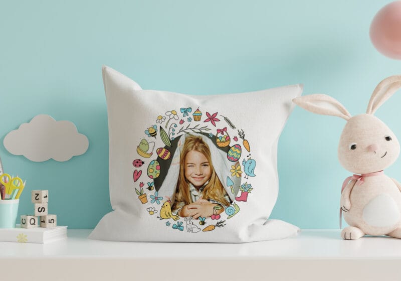 pernă personalizată cu ouă de paște