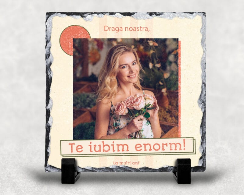 Piatră personalizată patrată La multi ani – foto film (copiază)