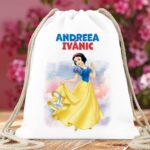 rucsac personalizat cu nume și personaj preferat pentru fete
