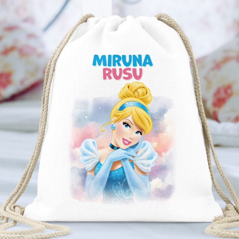 rucsac personalizat cu nume și personaj preferat pentru fete