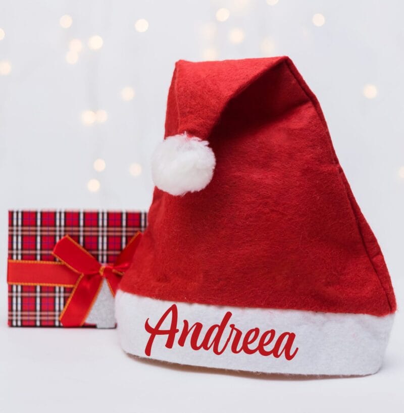 Căciuliță Moș Crăciun personalizată cu nume