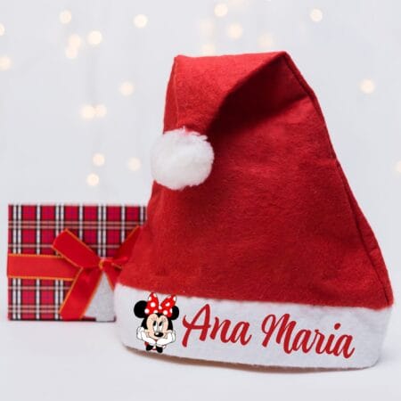 Căciuliță Moș Crăciun personalizată cu nume si personaj preferat