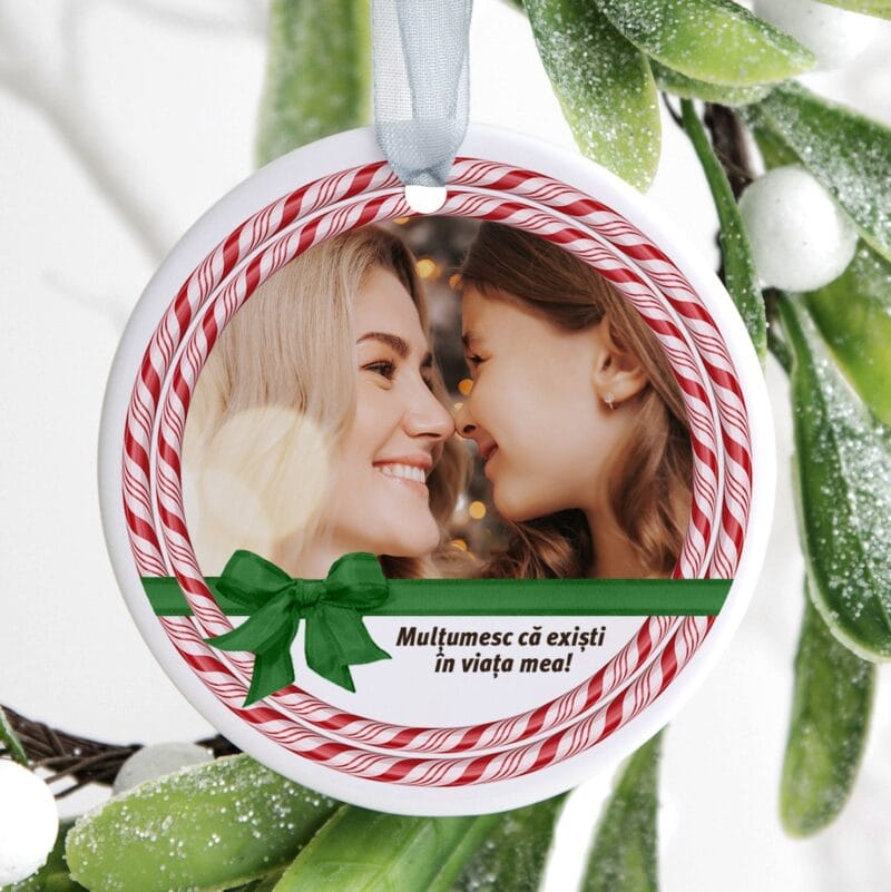 ornament ceramic personalizat cu ramă crăciun - fundiță și text