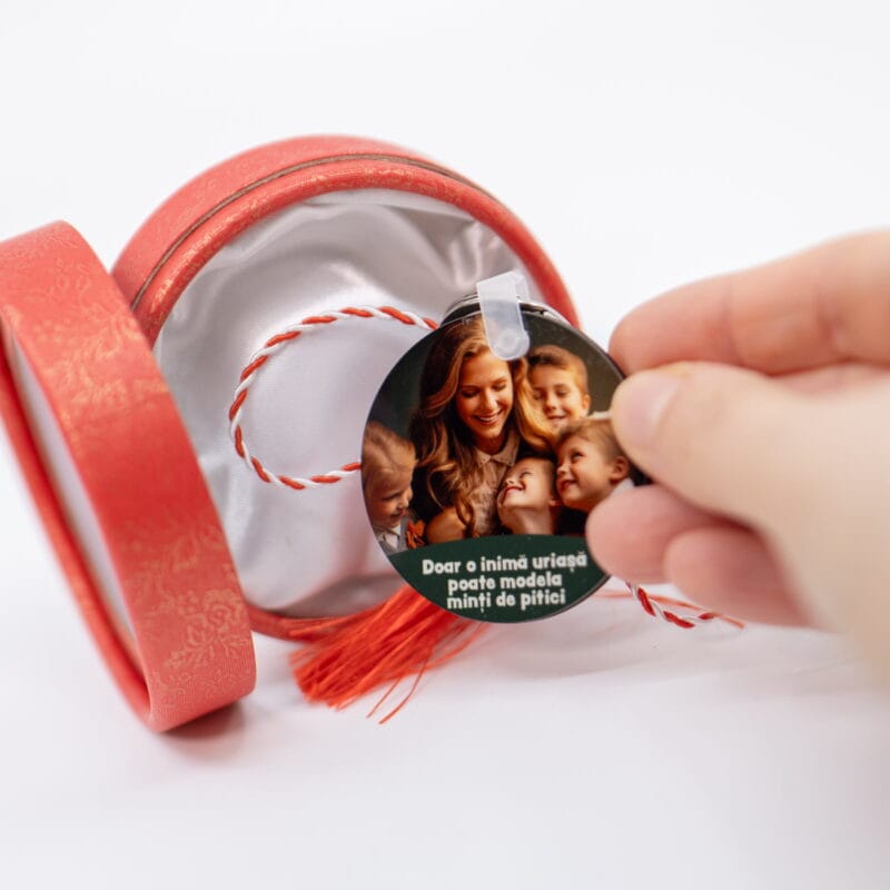 martisor personalizat cu fotografie - pentru cadru didactic