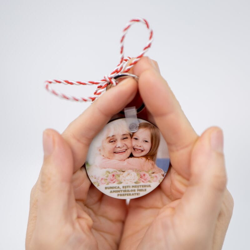 martisor personalizat cu fotografie - pentru bunica