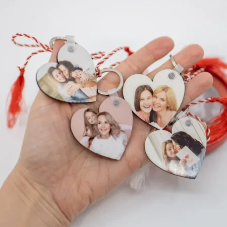 mărțișor personalizat cu poză în formă de inimă