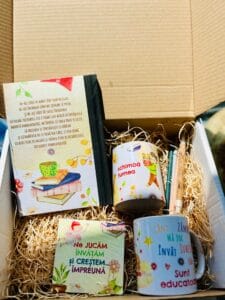 set cadou personalizat pentru educatoare