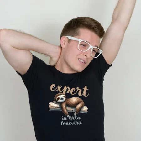 tricou personalizat expert în arta lenevirii
