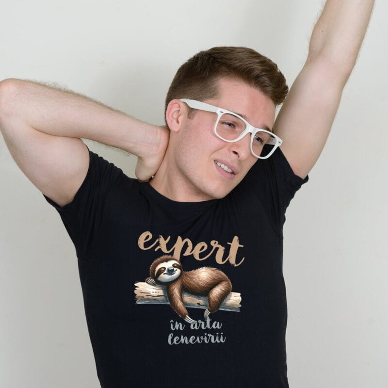 tricou personalizat expert în arta lenevirii