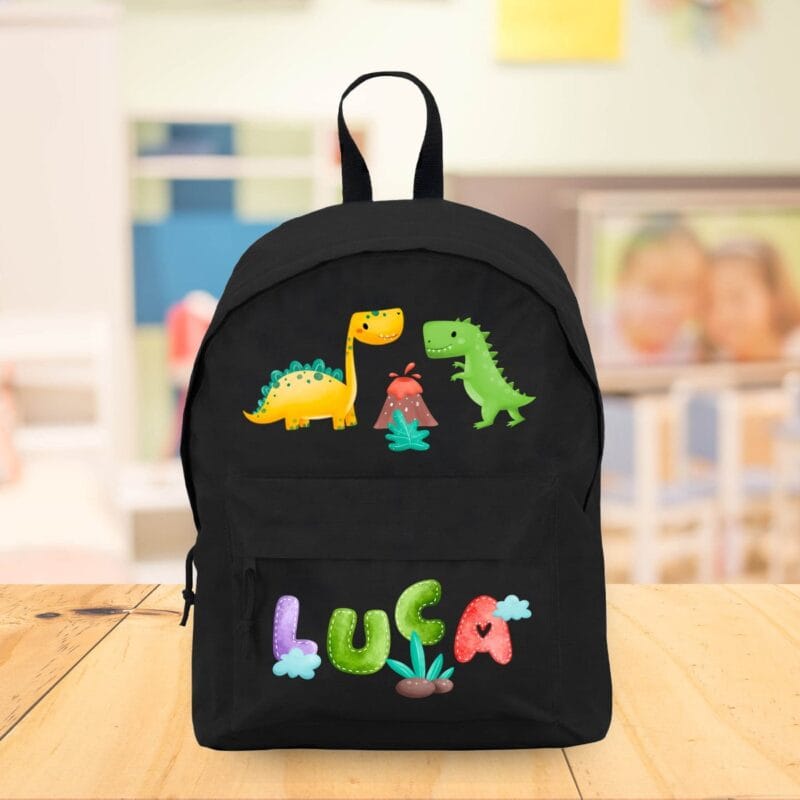 ghiozdan personalizat cu numele băiatului și dinozauri drăgălași