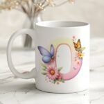 cană aniversară personalizată cu inițială și vârstă