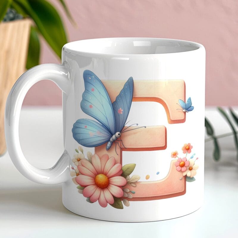 cană aniversară personalizată cu inițială și vârstă