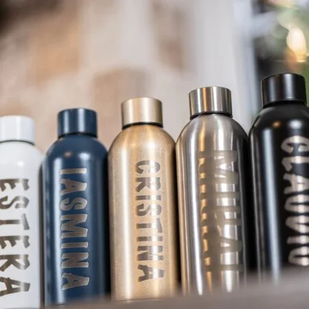 bidon colorat din inox personalizat cu orice nume