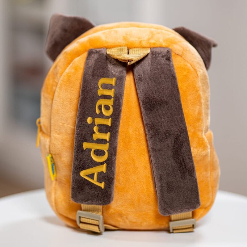 ghiozdănel câine din pluș personalizat cu nume