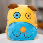 ghiozdănel cățel din pluș personalizat cu nume