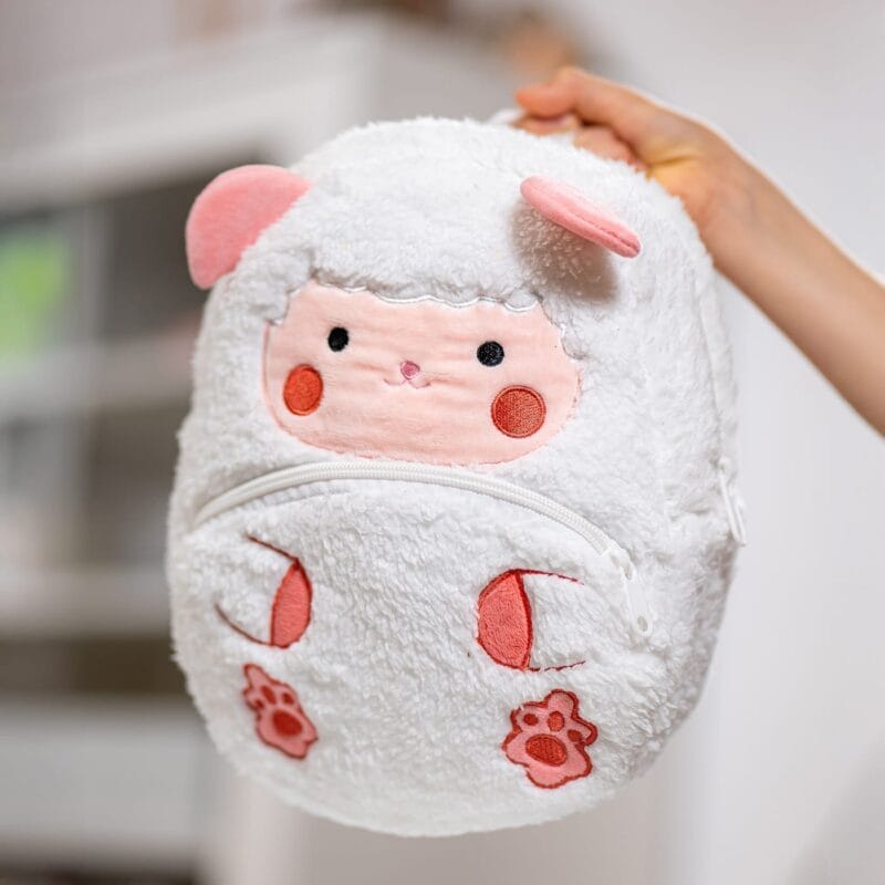 ghiozdănel oiță din pluș personalizat cu nume