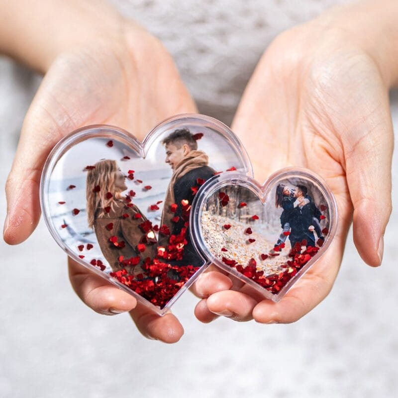 glob personalizat cu poze inimi pereche