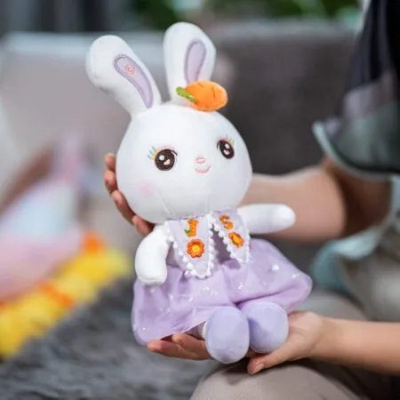 iepuraș din pluș personalizat cu inițialele numelui