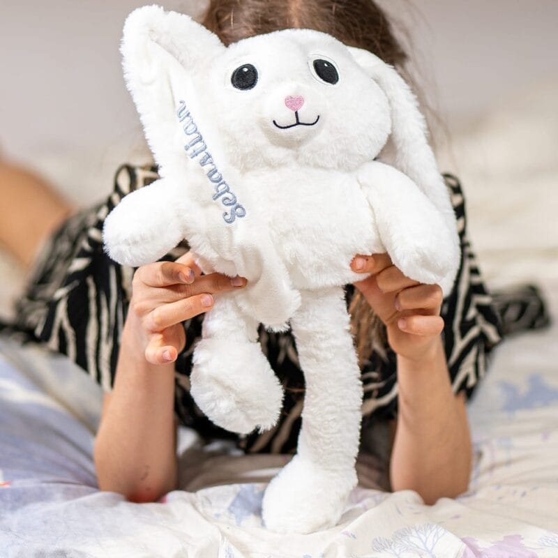 iepuraș din pluș cu urechile lungi personalizat cu nume