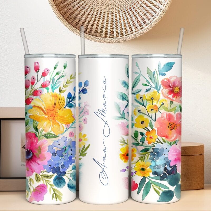 termos personalizat cu nume și flori în acuarelă