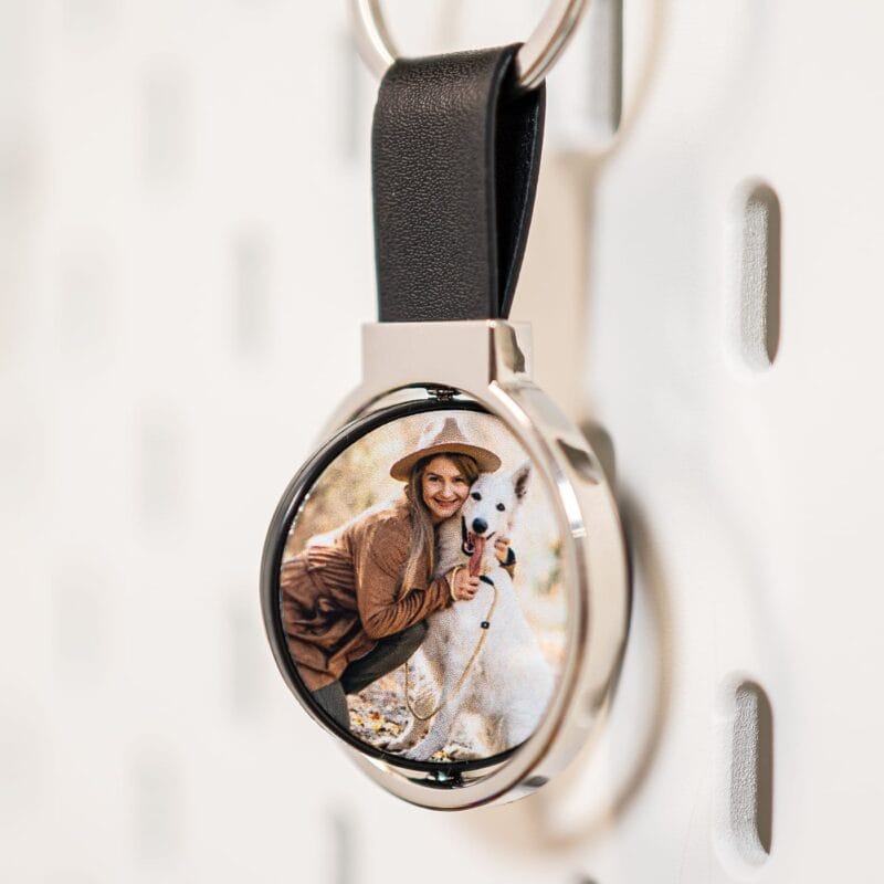 breloc elegant personalizat cu pandativ și 2 poze