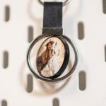 breloc elegant personalizat cu pandativ și 2 poze