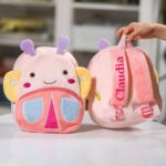 ghiozdănel fluturaș de pluș personalizat cu nume