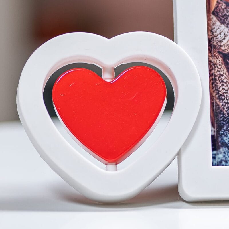 ramă foto cu inimă personalizată