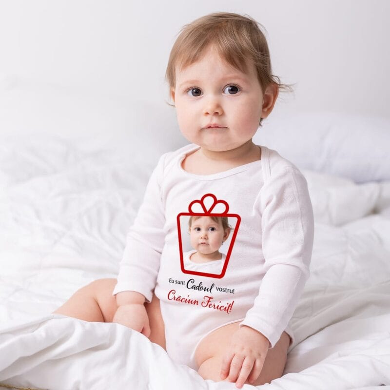body bebe personalizat eu sunt cadoul vostru