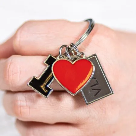 breloc personalizat i love