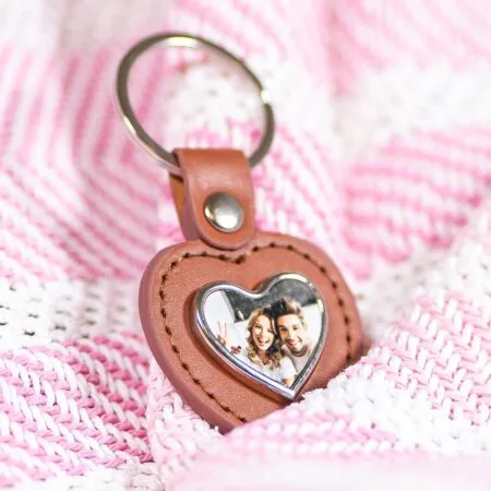 breloc din piele în formă de inimă personalizat cu poză