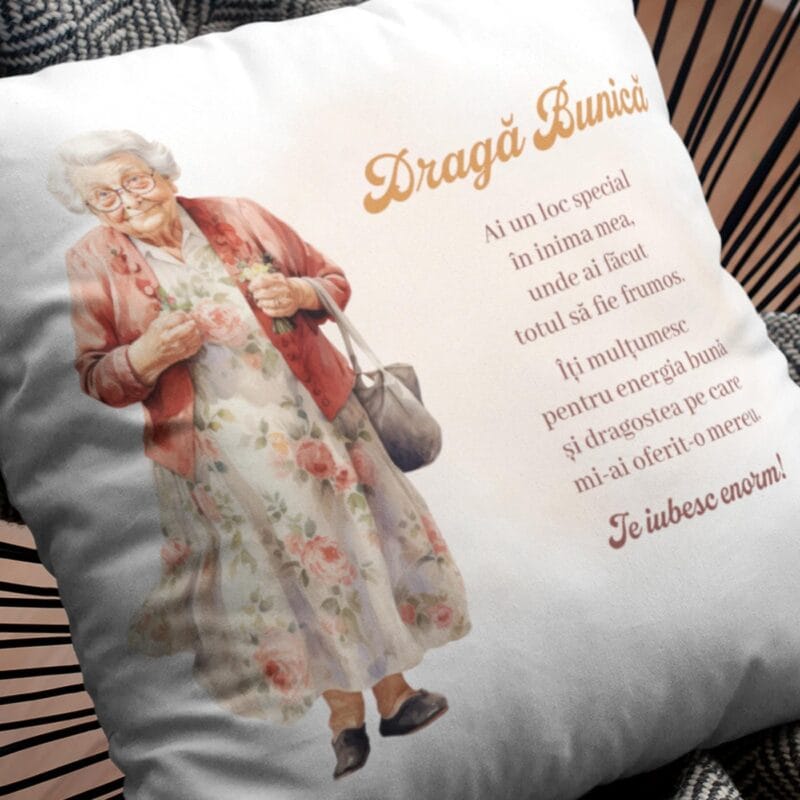 pernă personalizată cu mesaj pentru bunica