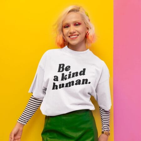 tricou oversized be a kind human