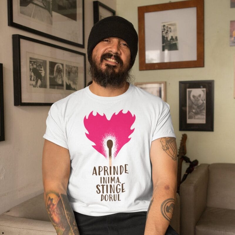 tricou personalizat aprinde inima, stinge dorul