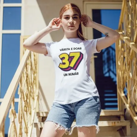 tricou personalizat vârsta e doar un număr
