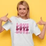 tricou cu imprimeu all you need is love