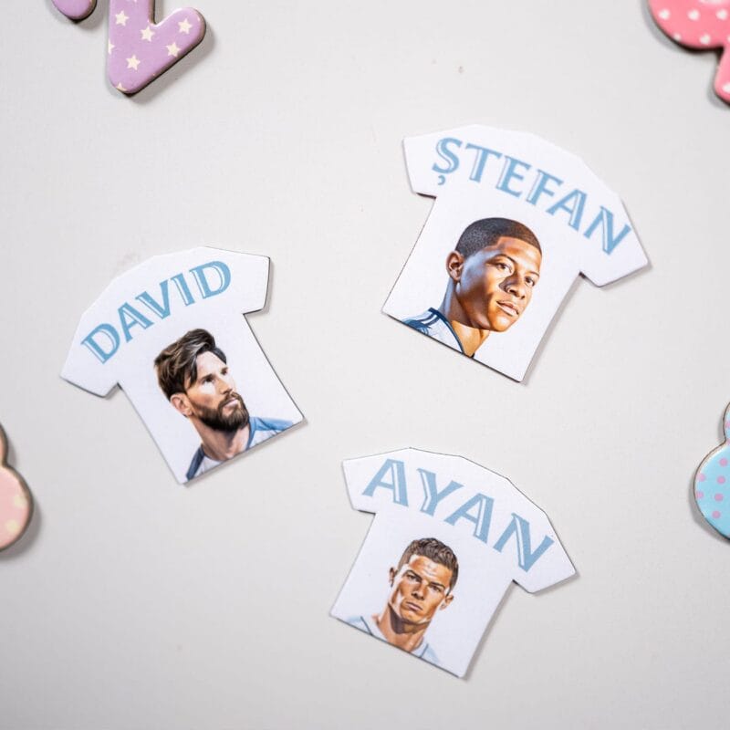 magnet personalizat cu nume și fotbalistul preferat