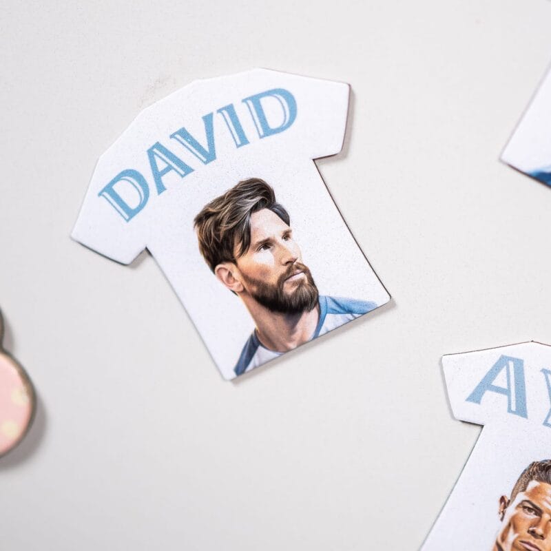magnet personalizat cu nume și fotbalistul preferat