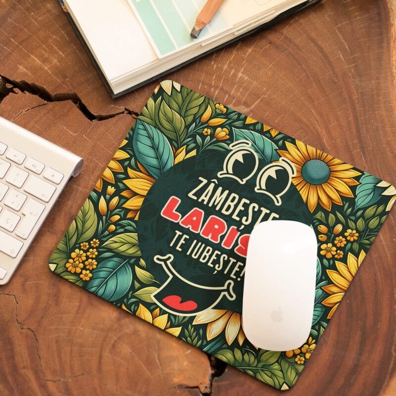 mouse pad personalizat zâmbește cineva te iubește
