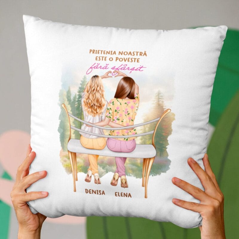 pernă personalizată pentru prietene
