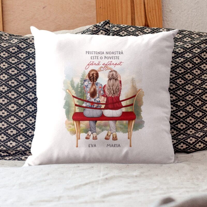 pernă personalizată pentru prietene