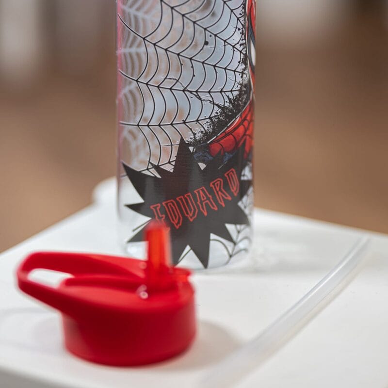 sticlă cu pai și capac colorat personalizată cu nume și spider man